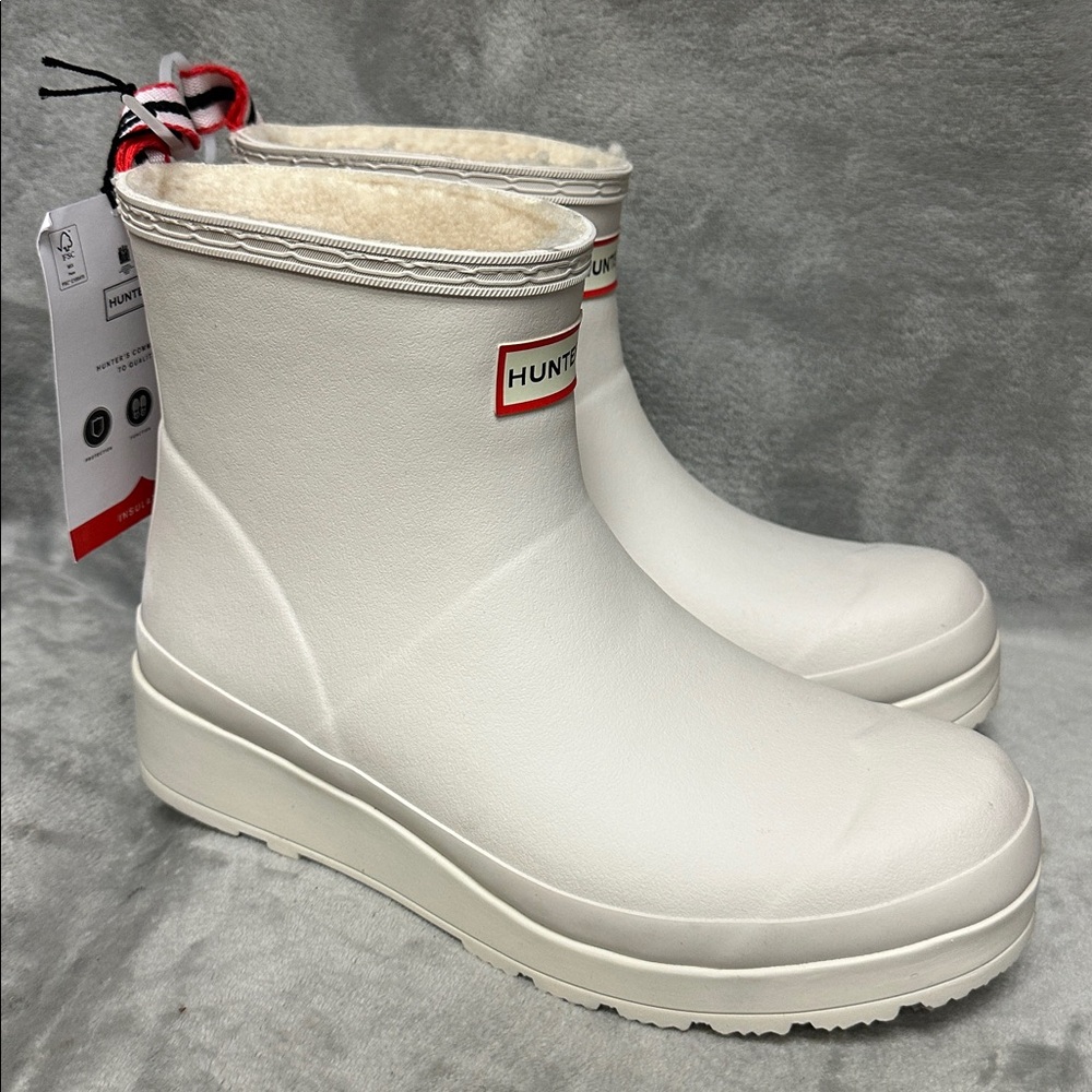 Hunter Play Short Faux Shearling Lined
Waterproof Rain Boots Size 8 - Picture 2 of 8